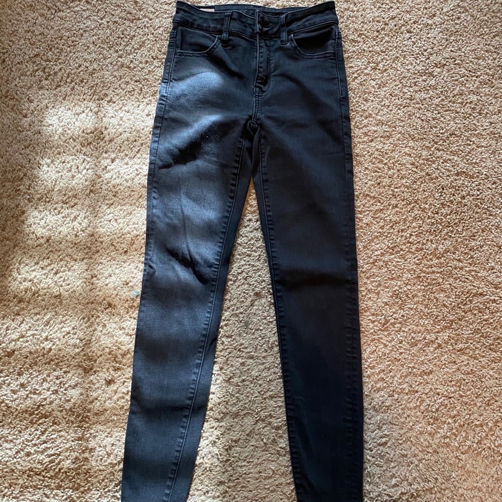 black american eagle skinny jeans